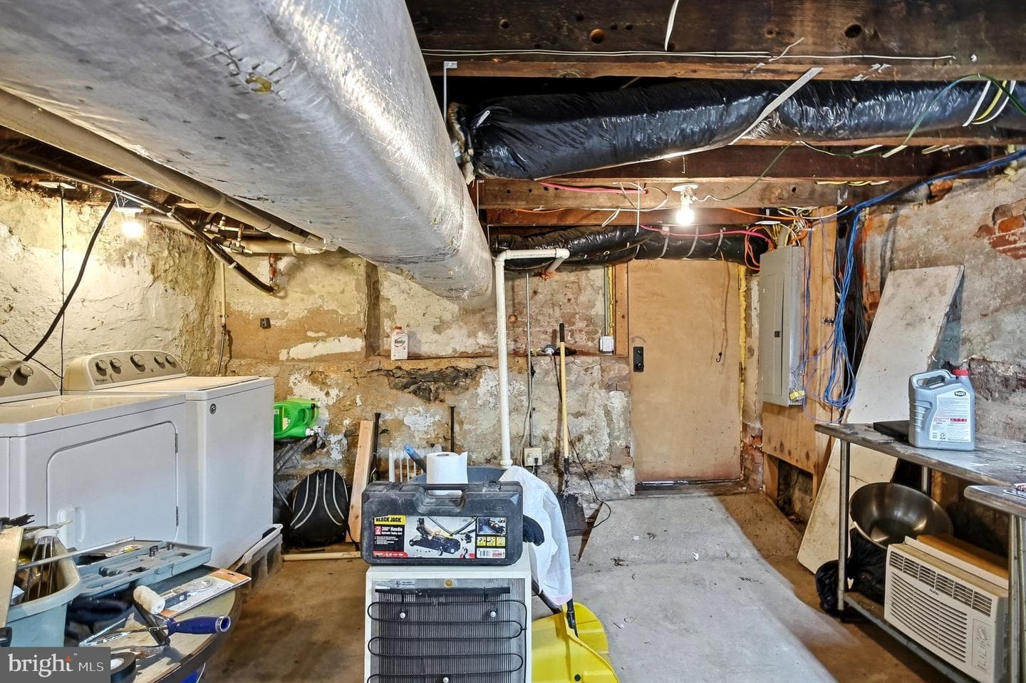143 S Belvidere Avenue photo 41