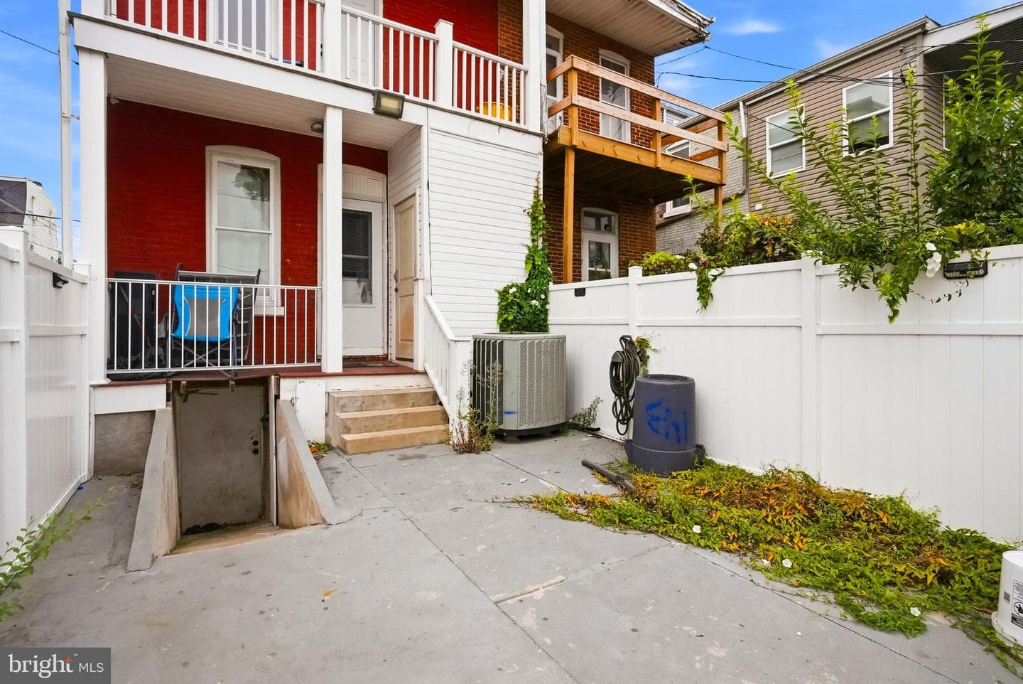 143 S Belvidere Avenue photo 45