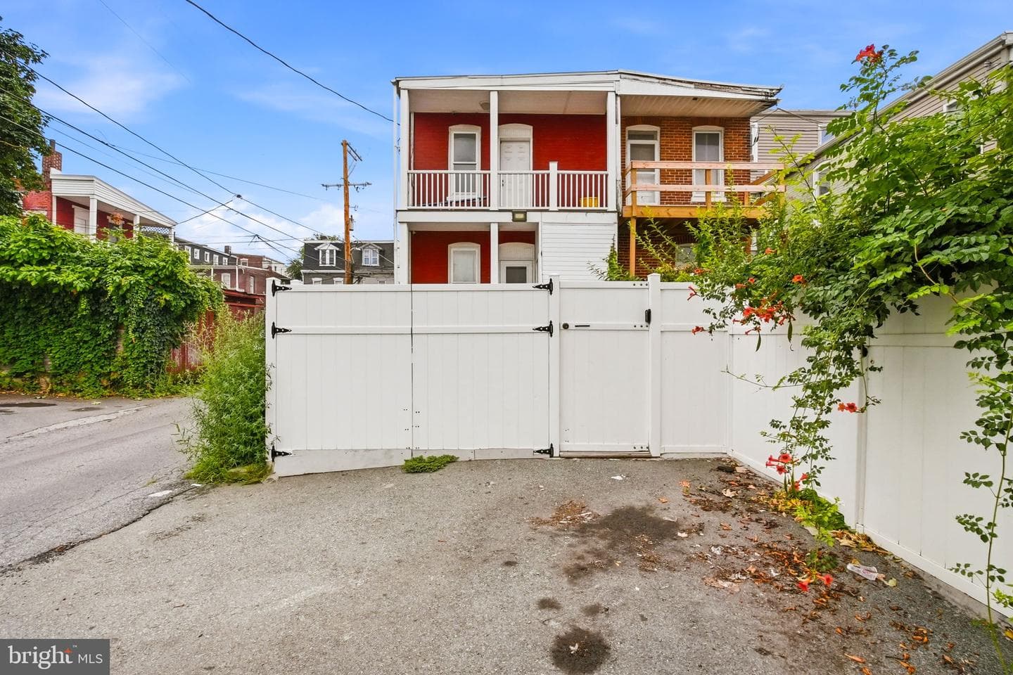 143 S Belvidere Avenue photo 51