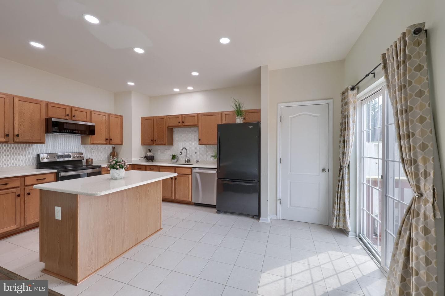 2307 Golden Eagle Drive photo 11