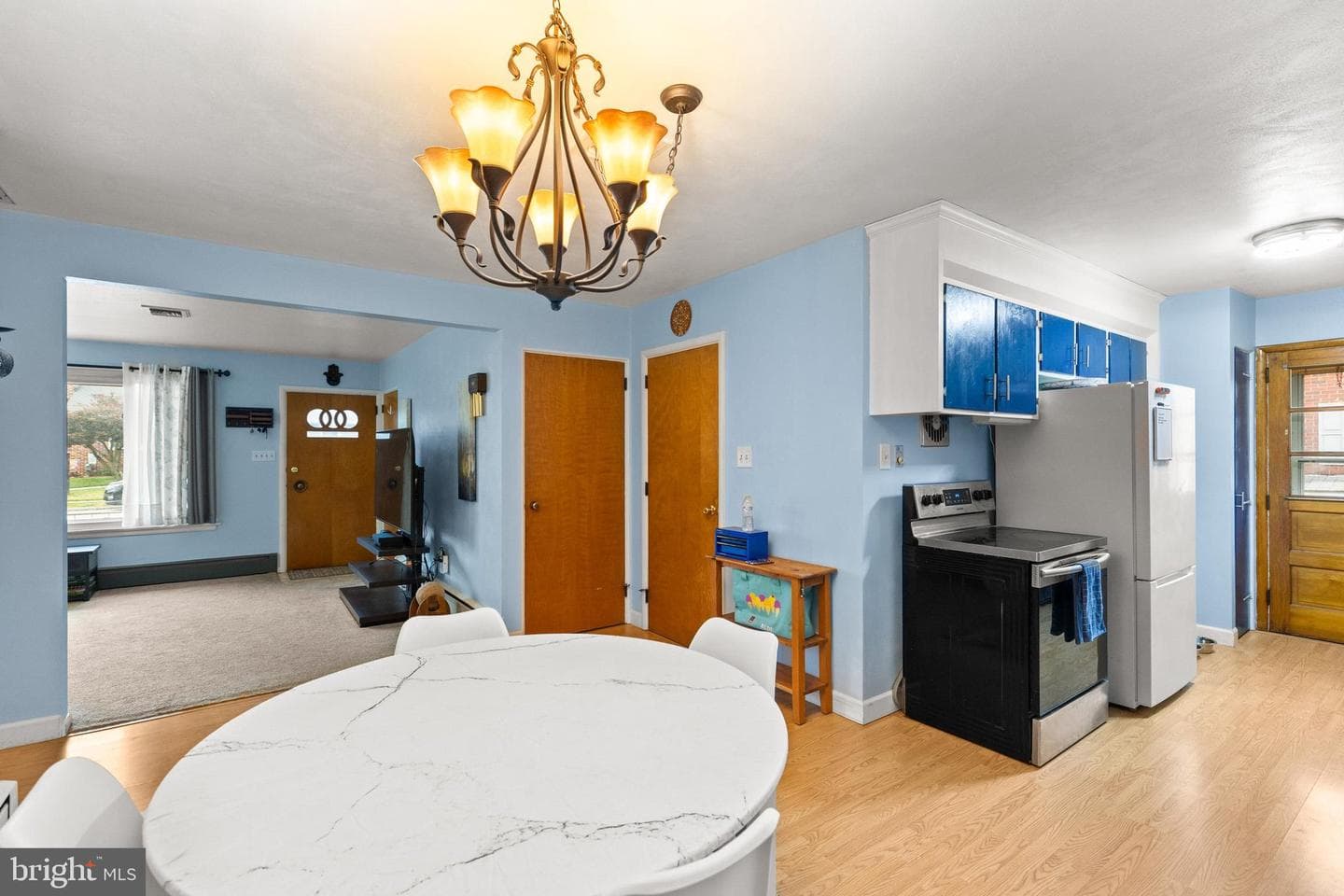 208 Willow Street photo 8