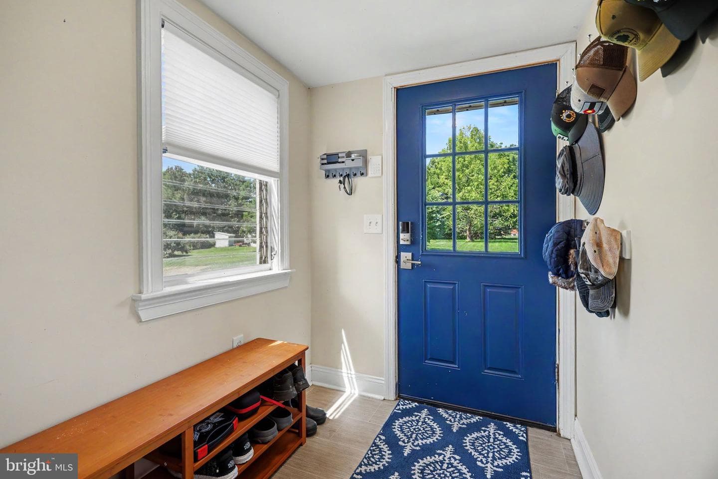 2740 N George Street photo 17