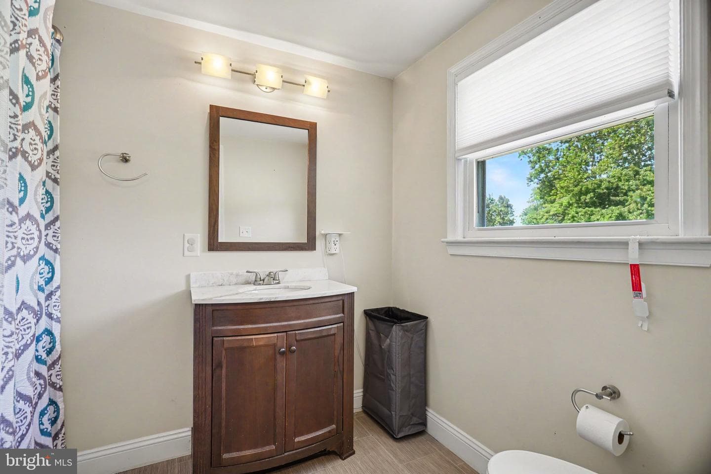 2740 N George Street photo 21
