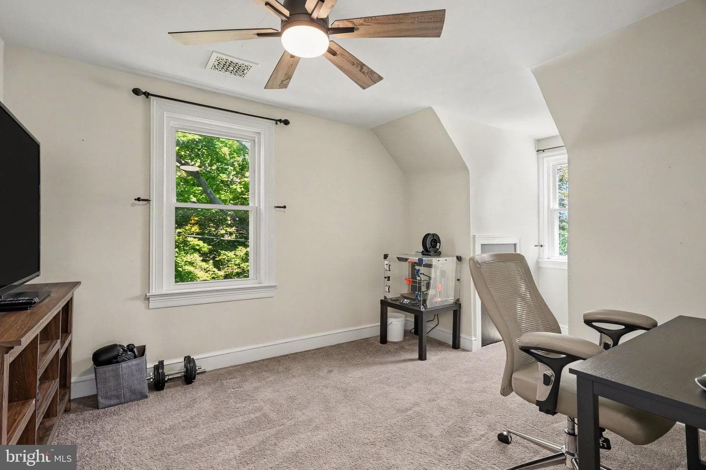 2740 N George Street photo 24