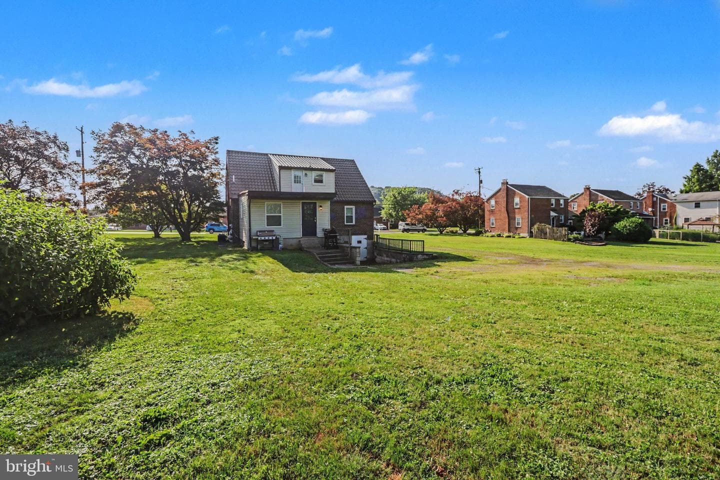 2740 N George Street photo 30