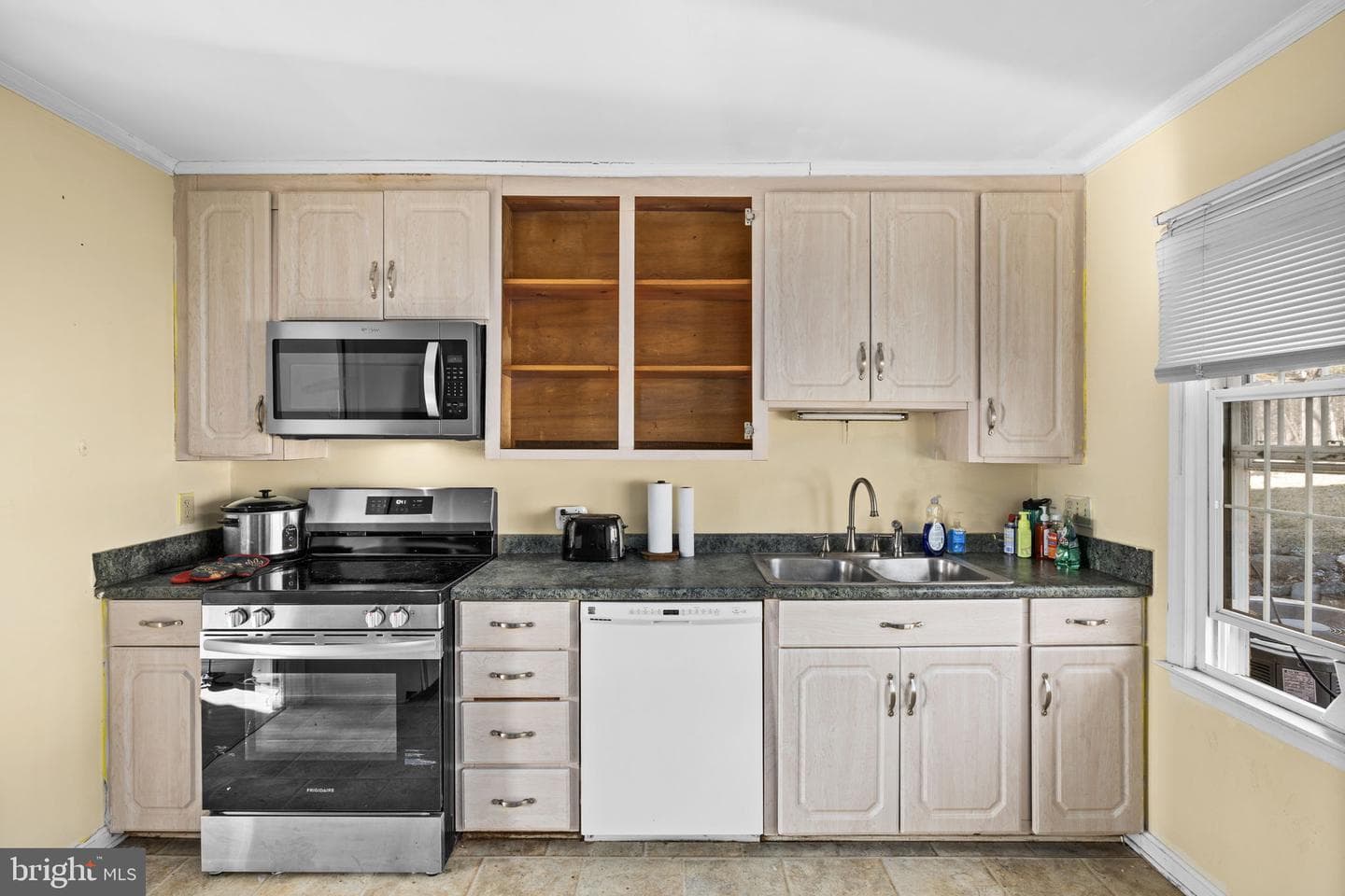 1703 Vermira Place photo 17