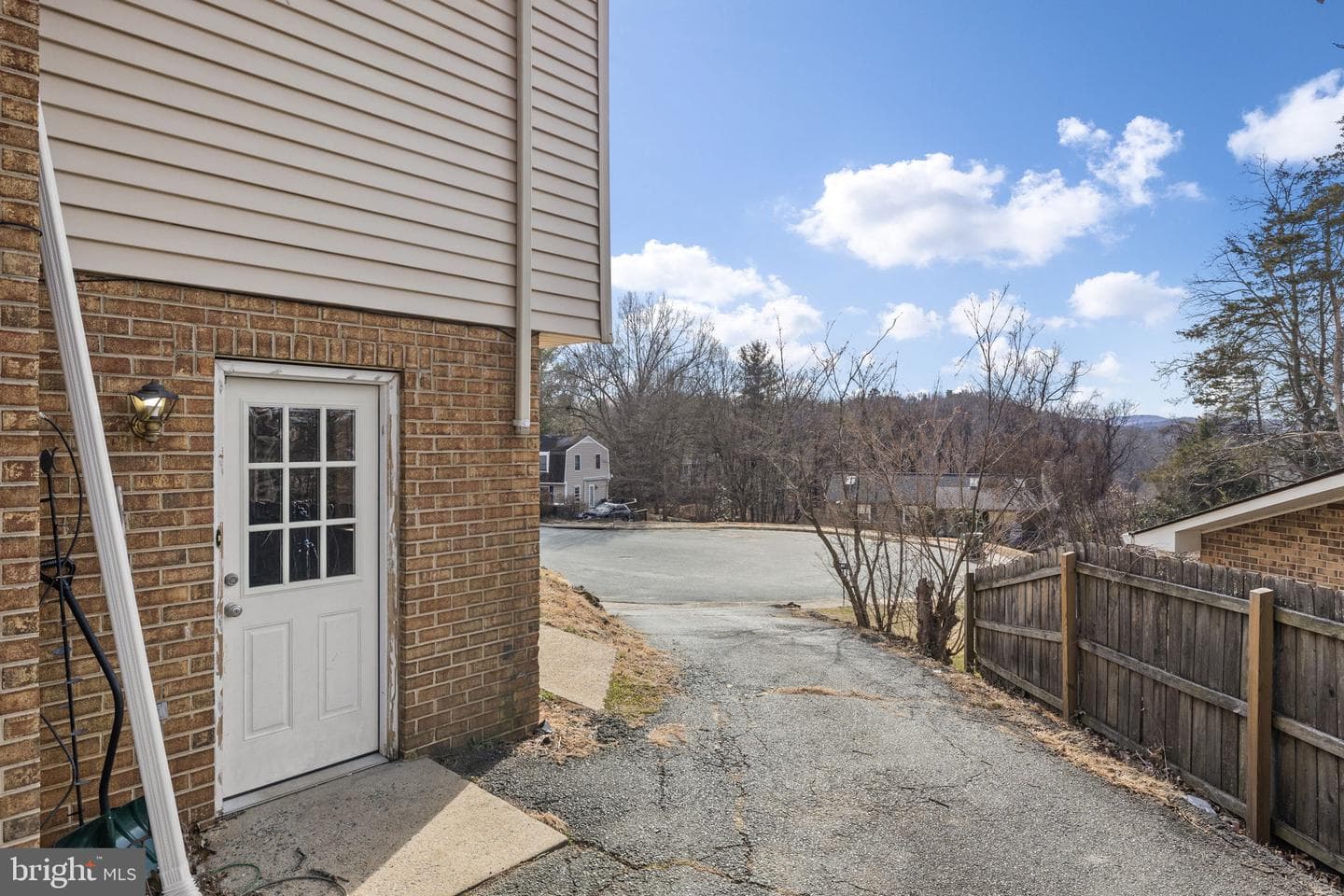 1703 Vermira Place photo 4