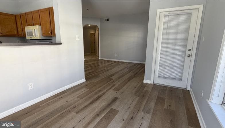 300 Riverbend Drive #1e photo 10