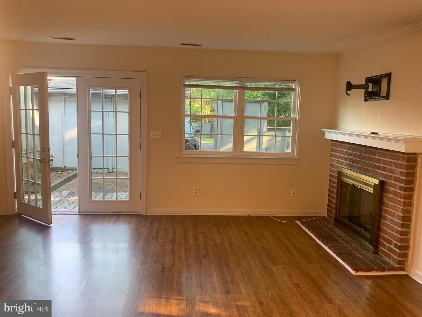 133 Woodlake Drive photo 4