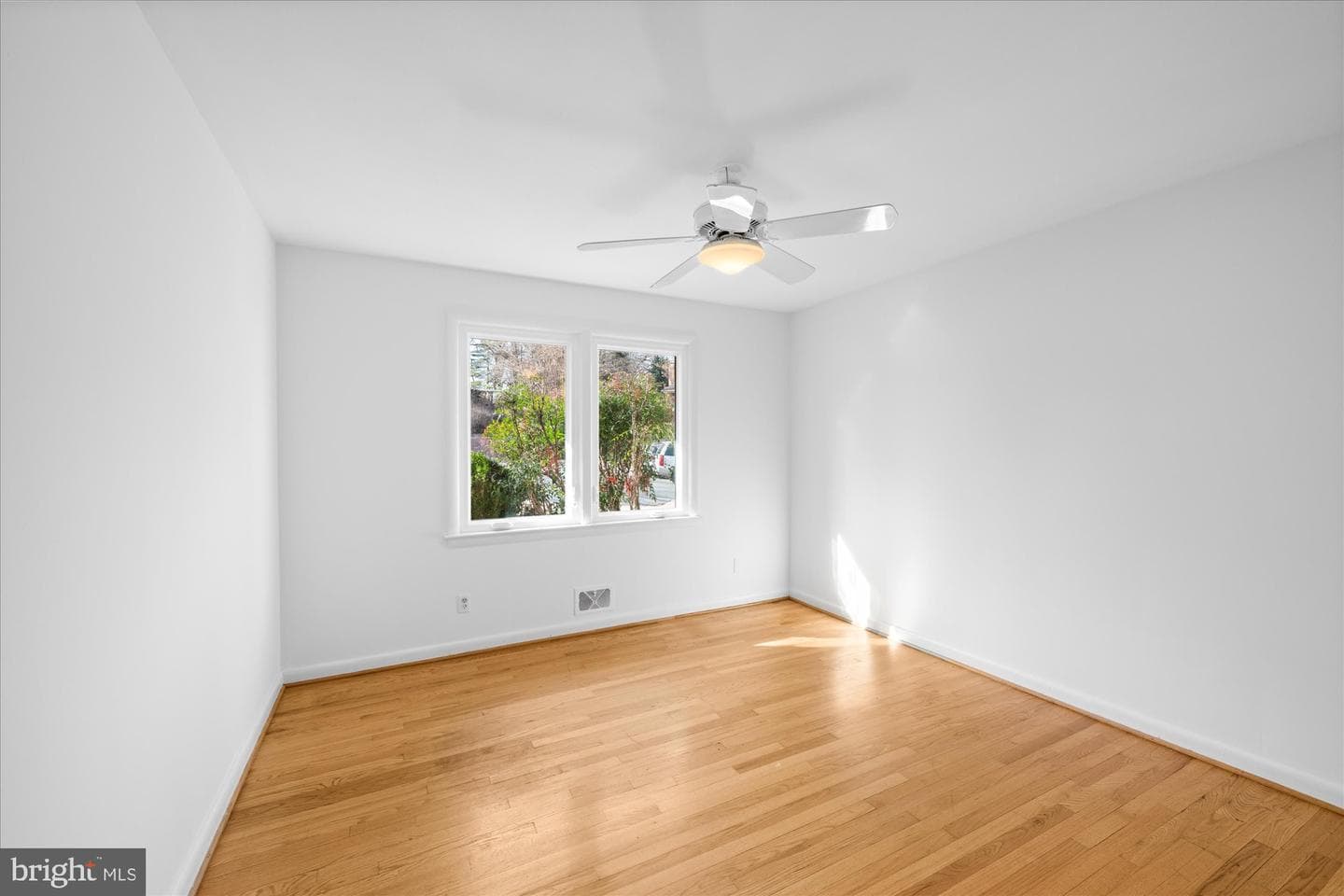 4714 33rd Street N photo 19