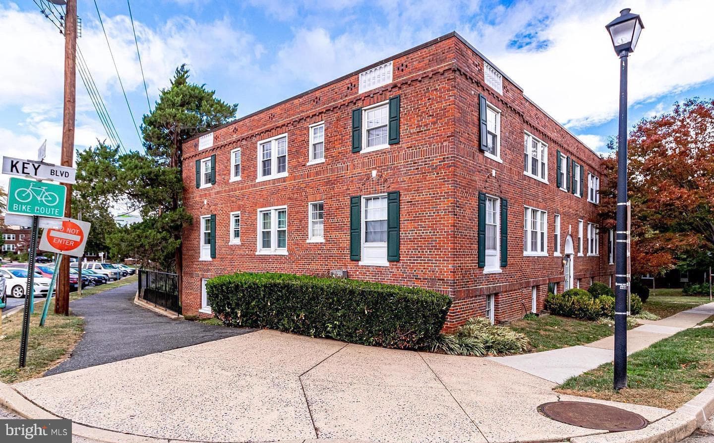 2021 Key Boulevard #12618, Arlington