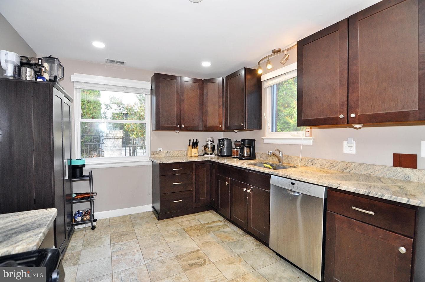 1233 23rd Street S photo 9