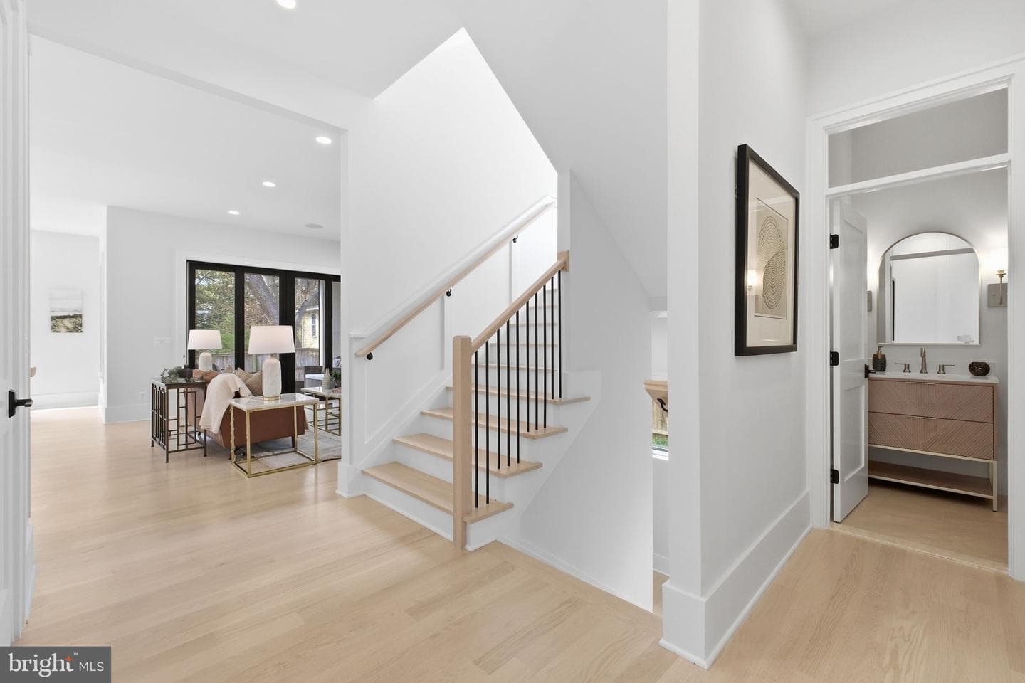 802 N Edgewood Street photo 8