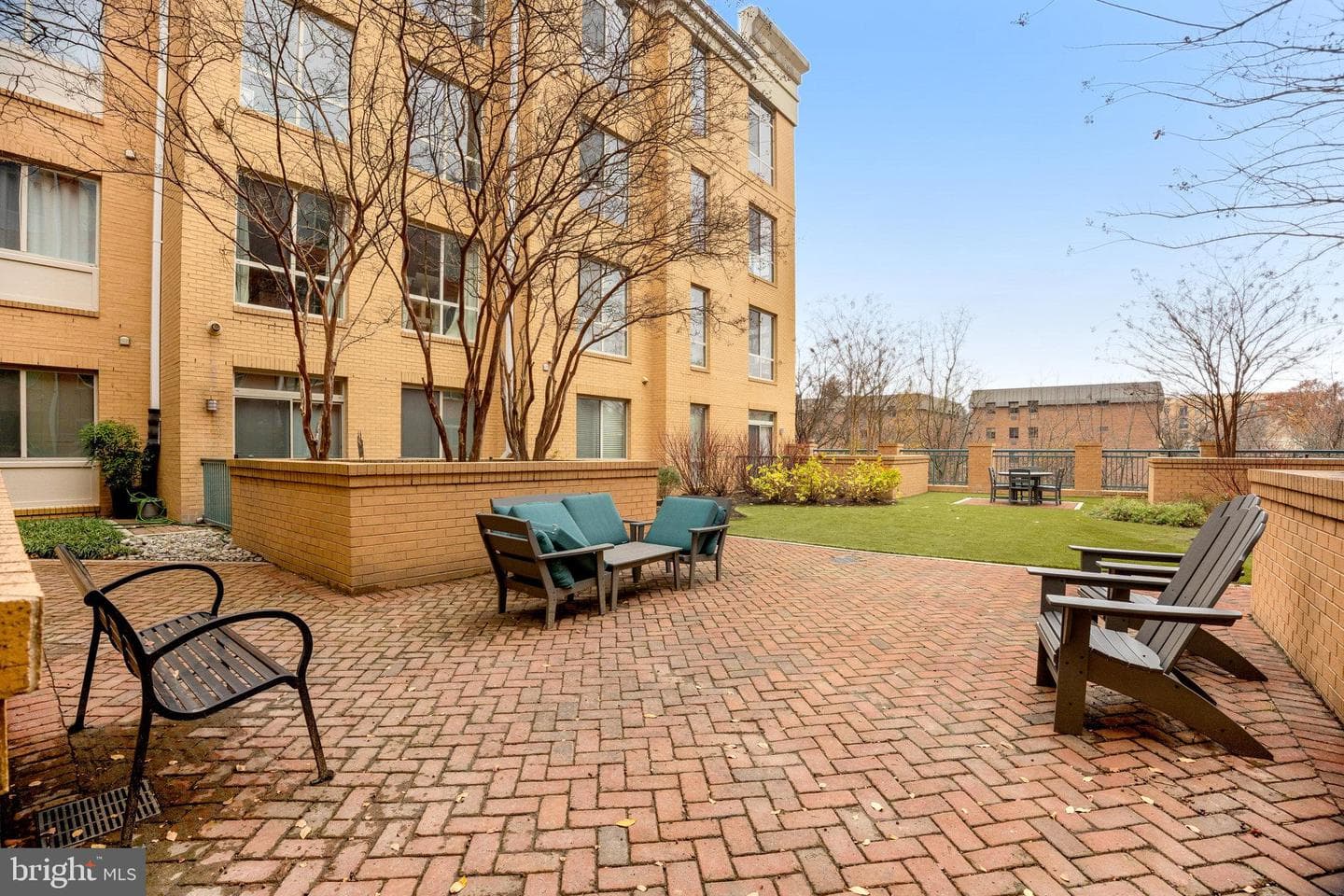 2200 N Westmoreland Street #415 photo 25