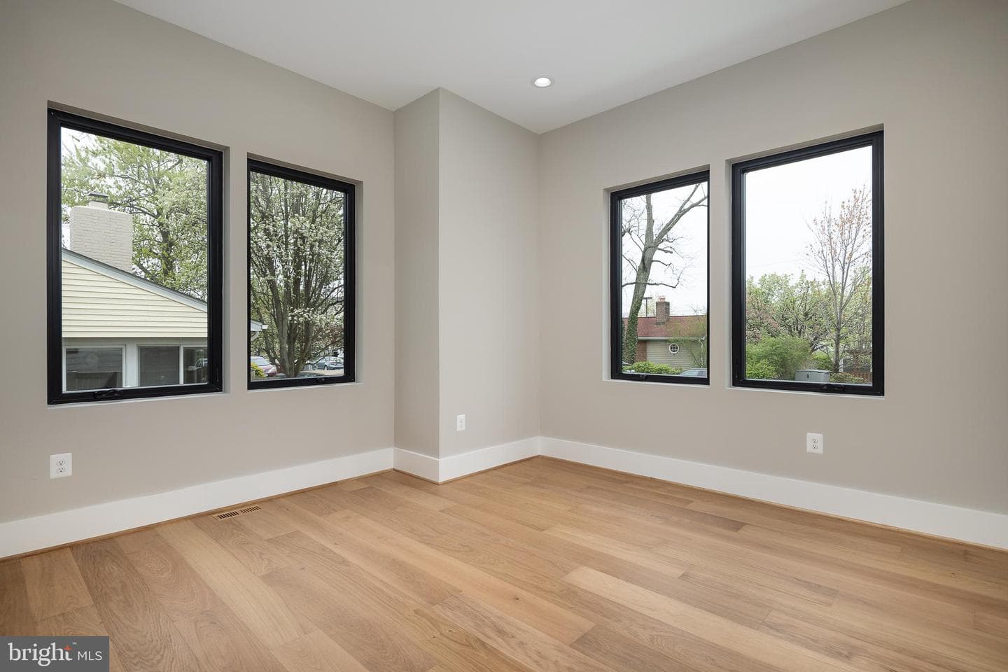 5906 3rd Street S photo 15