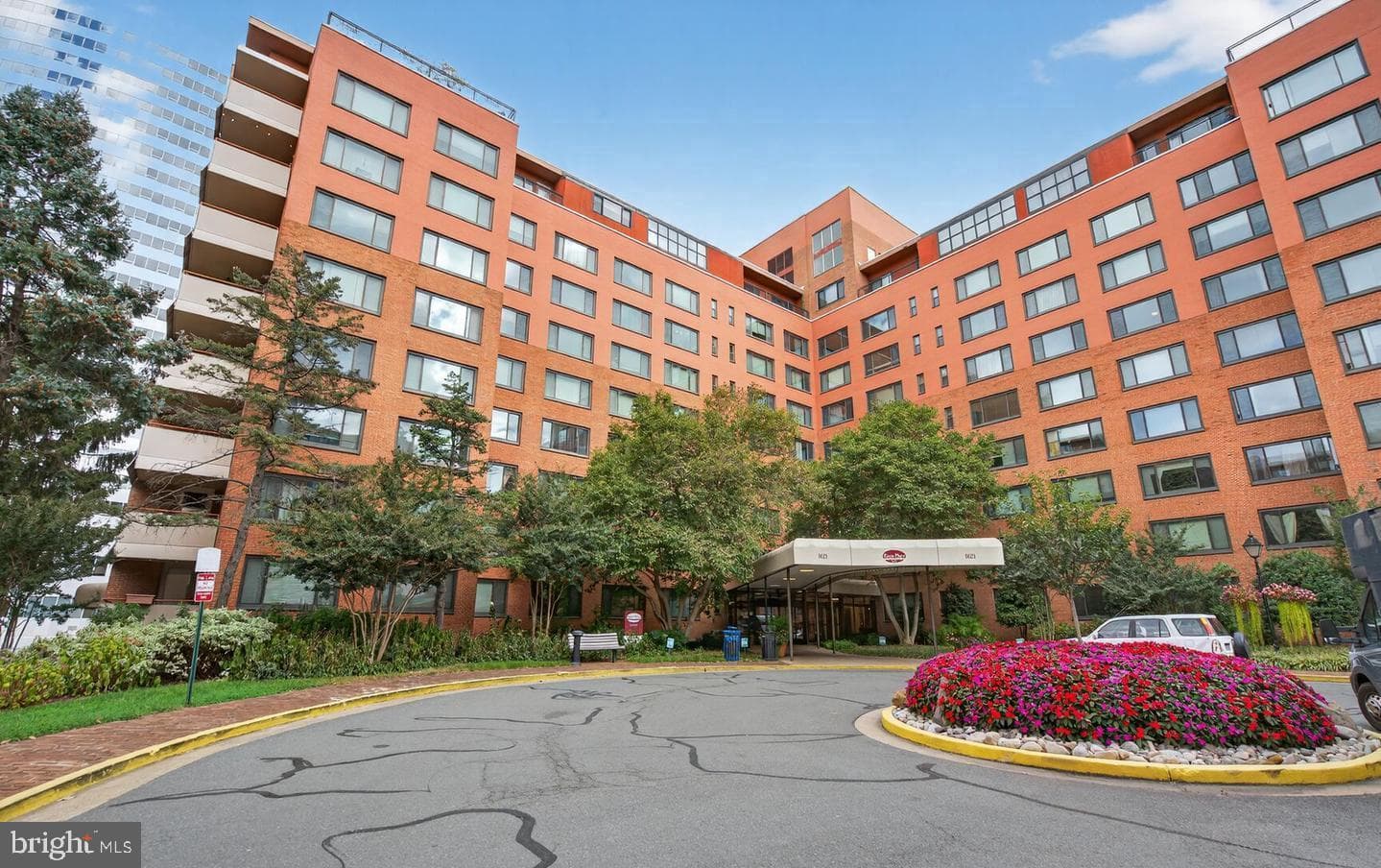 1121 Arlington Boulevard N #706 photo 36