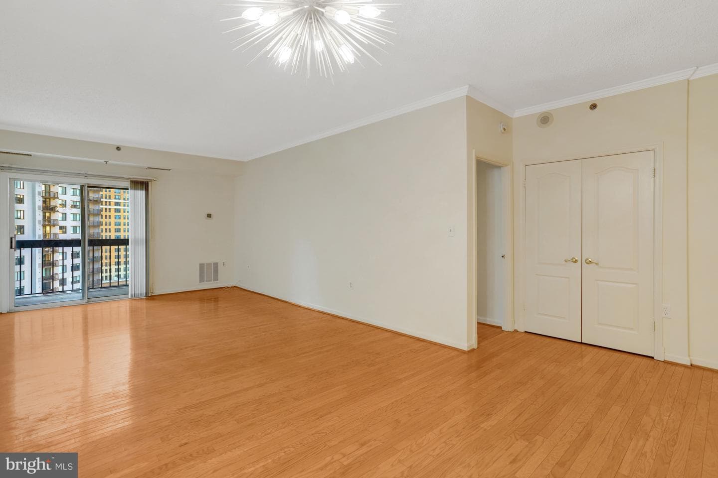 1211 S Eads Street #1011 photo 13
