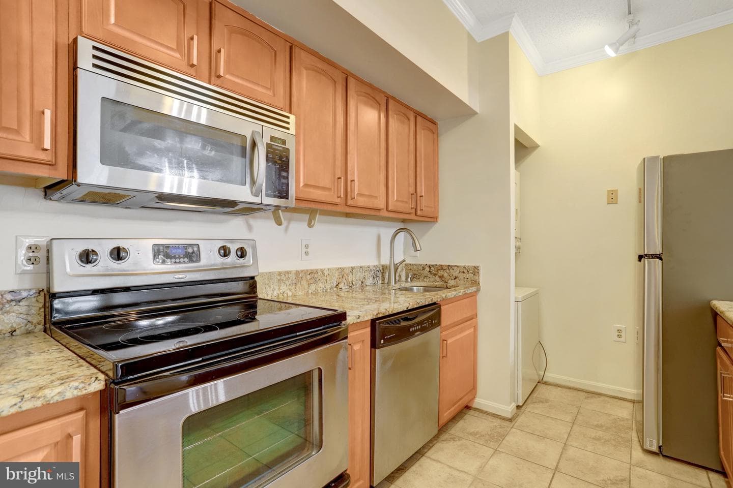 1211 S Eads Street #1011 photo 3