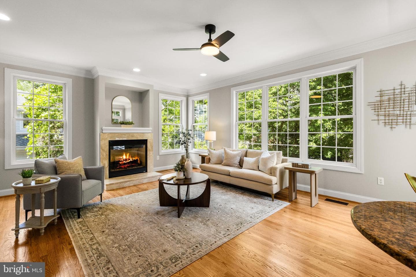 127 S Highland Street photo 16