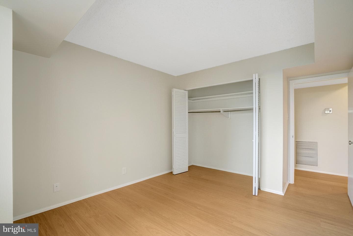 3800 Fairfax Drive #1211 photo 25