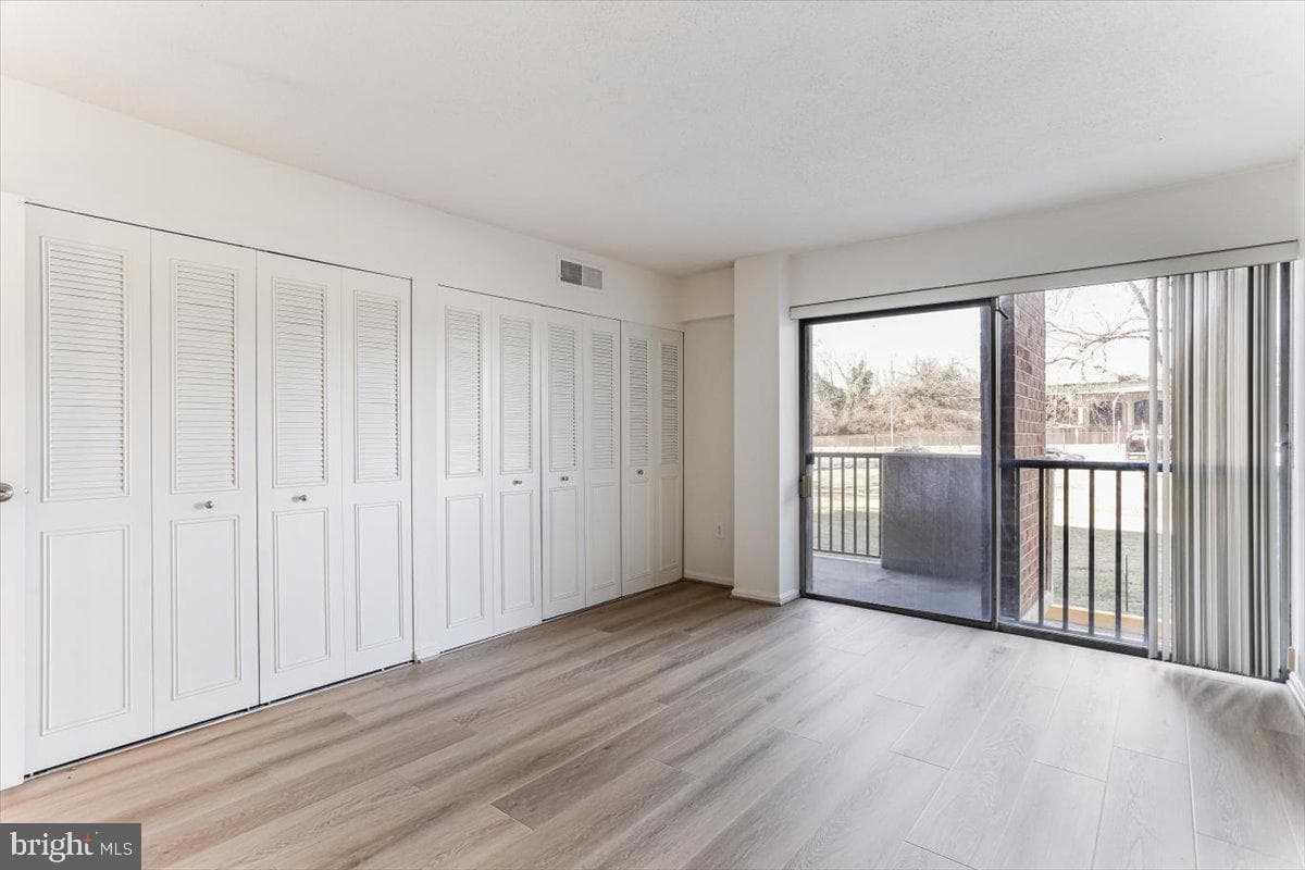 1300 Army Navy Drive #106 photo 19