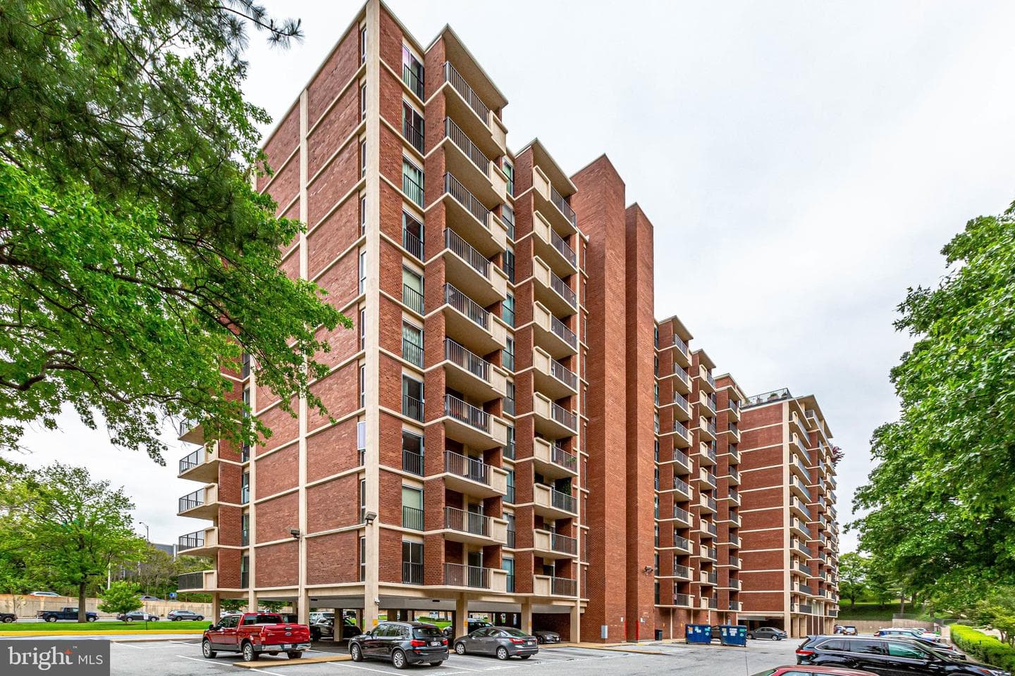 1300 Army Navy Drive #510 photo 6