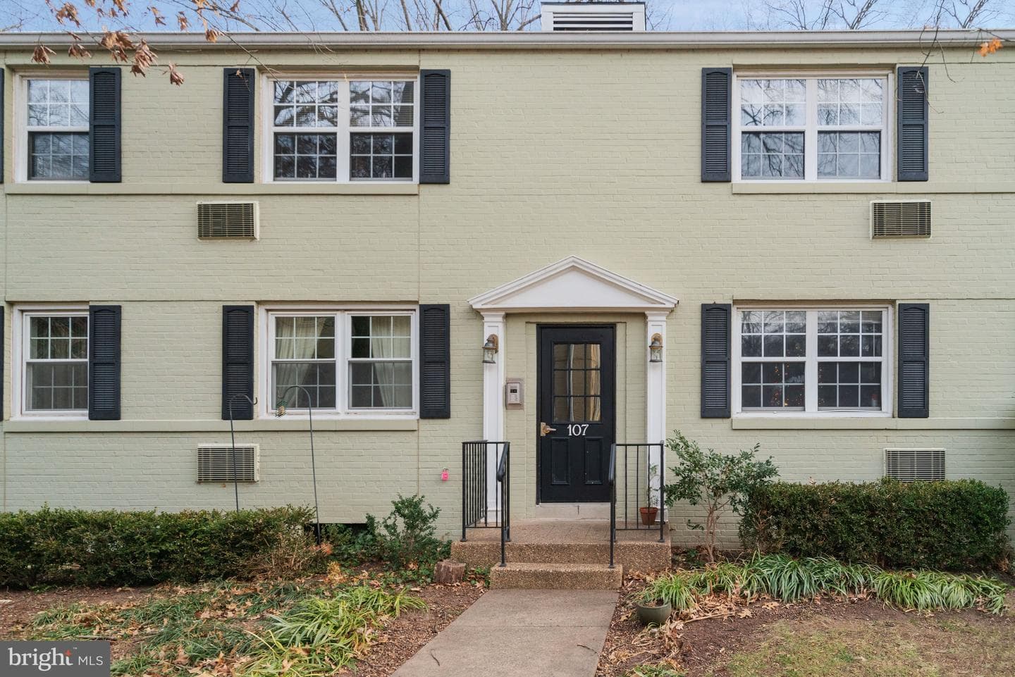 107 N George Mason Drive N #4 photo 3