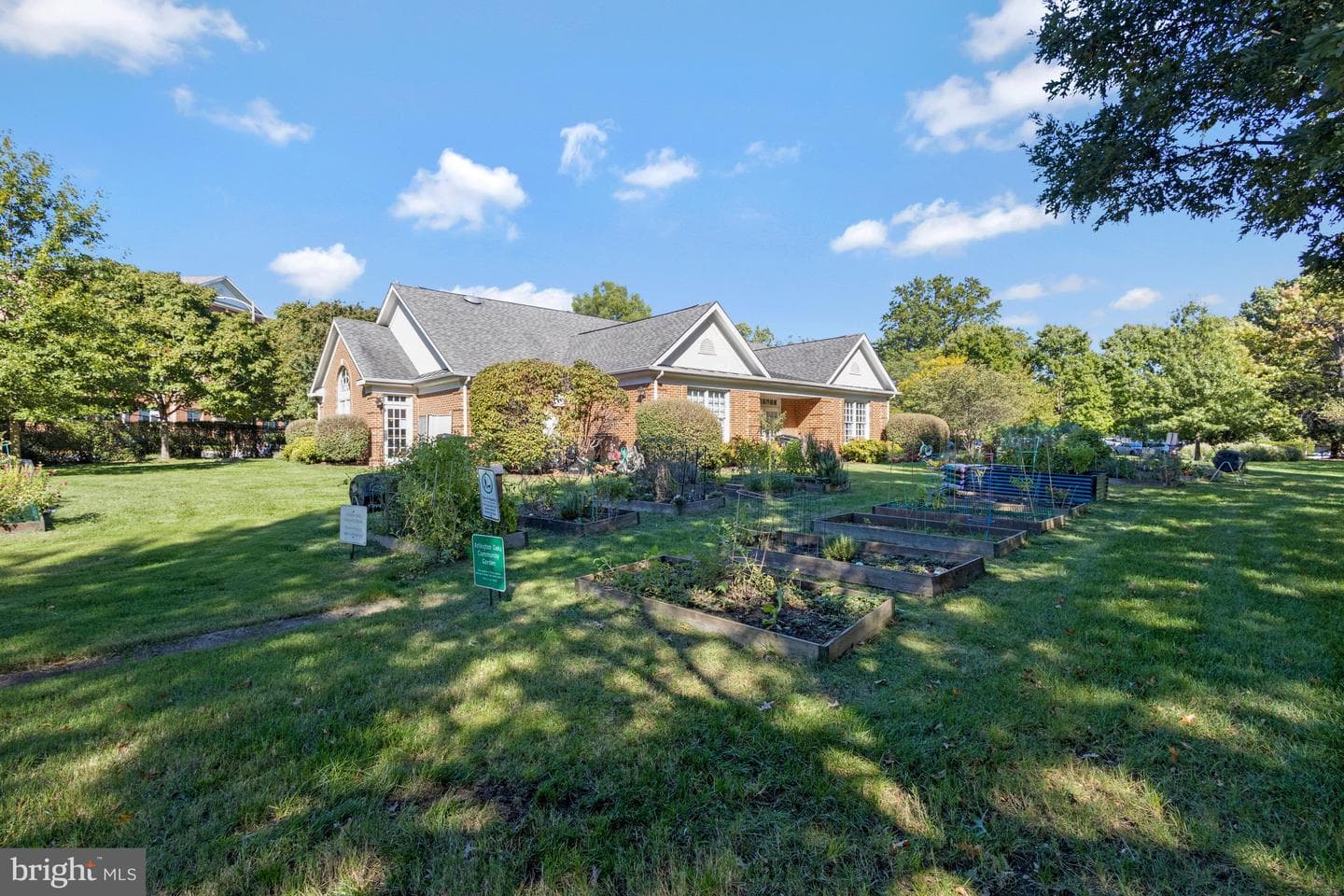 107 N George Mason Drive N #4 photo 34