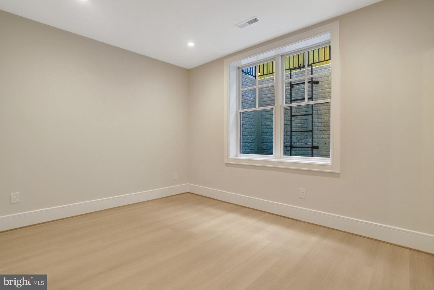 5813 22nd Street N photo 100