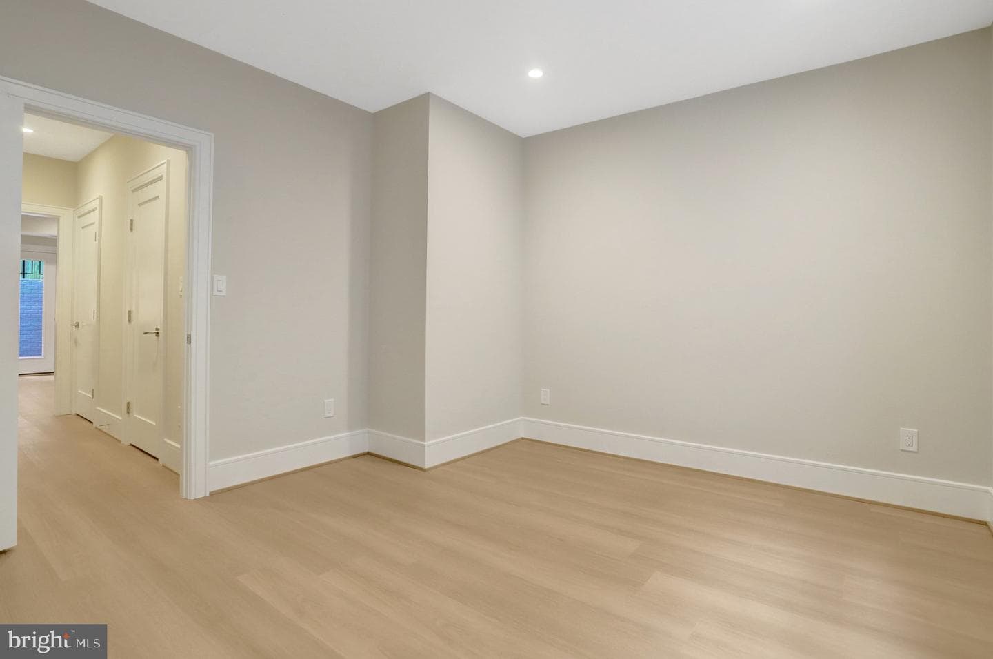 5813 22nd Street N photo 97