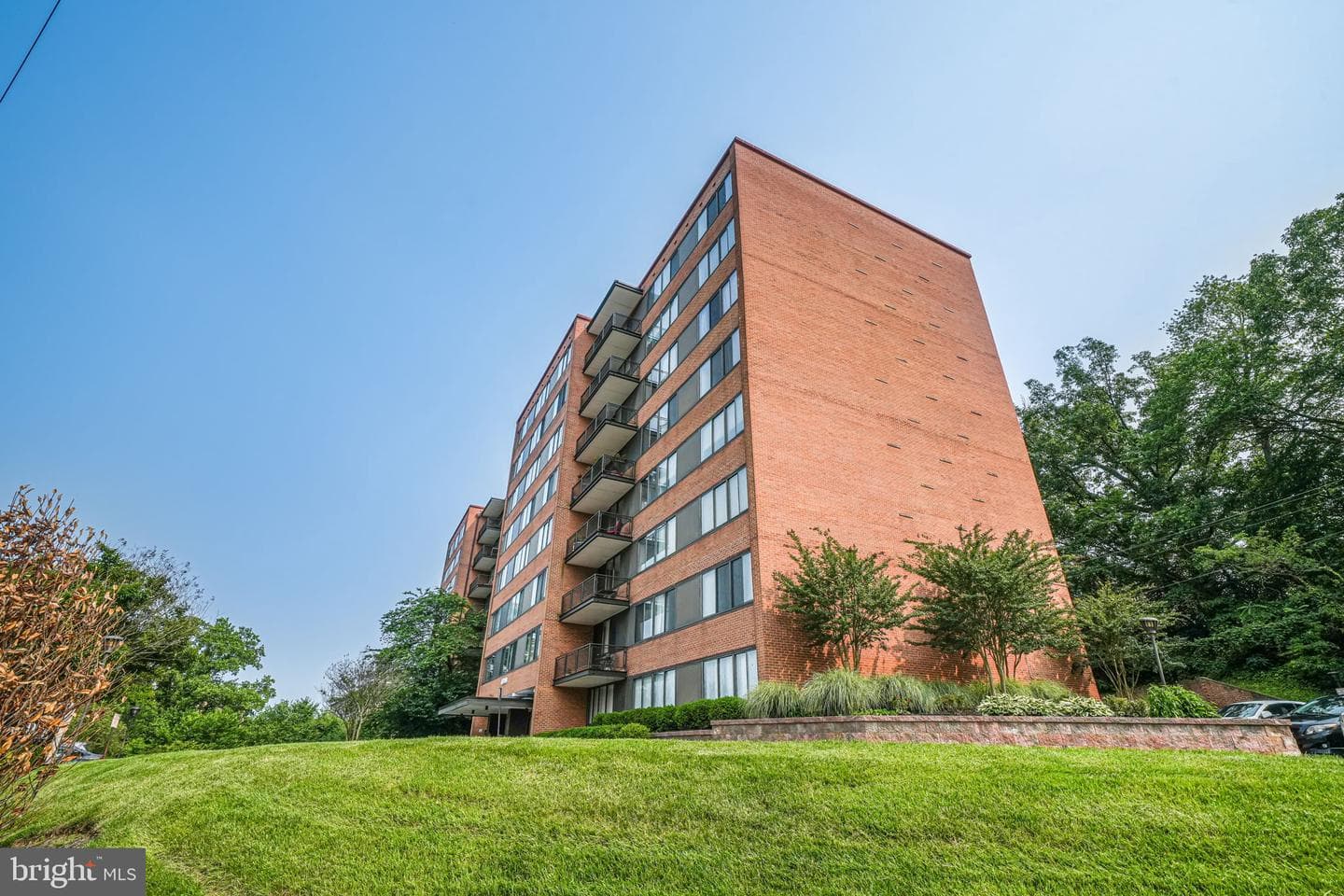 4390 Lorcom Lane #810 photo 21