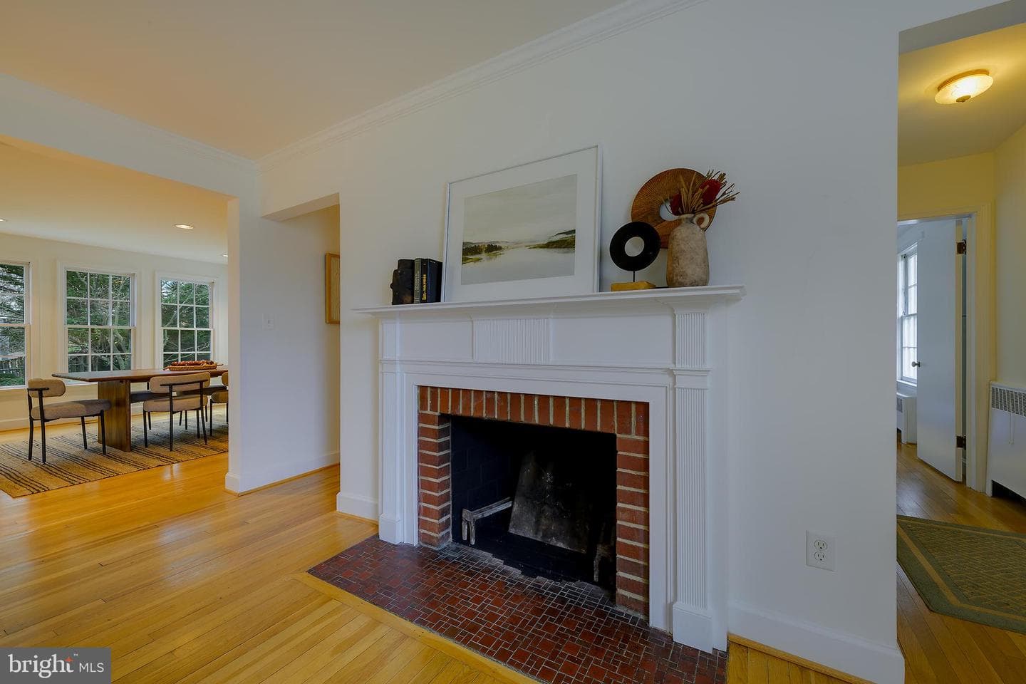 2625 S Hayes Street photo 21