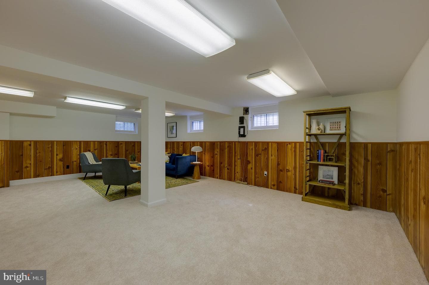 2625 S Hayes Street photo 37