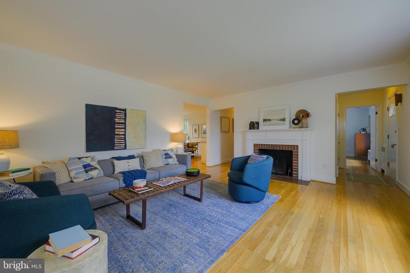 2625 S Hayes Street photo 8