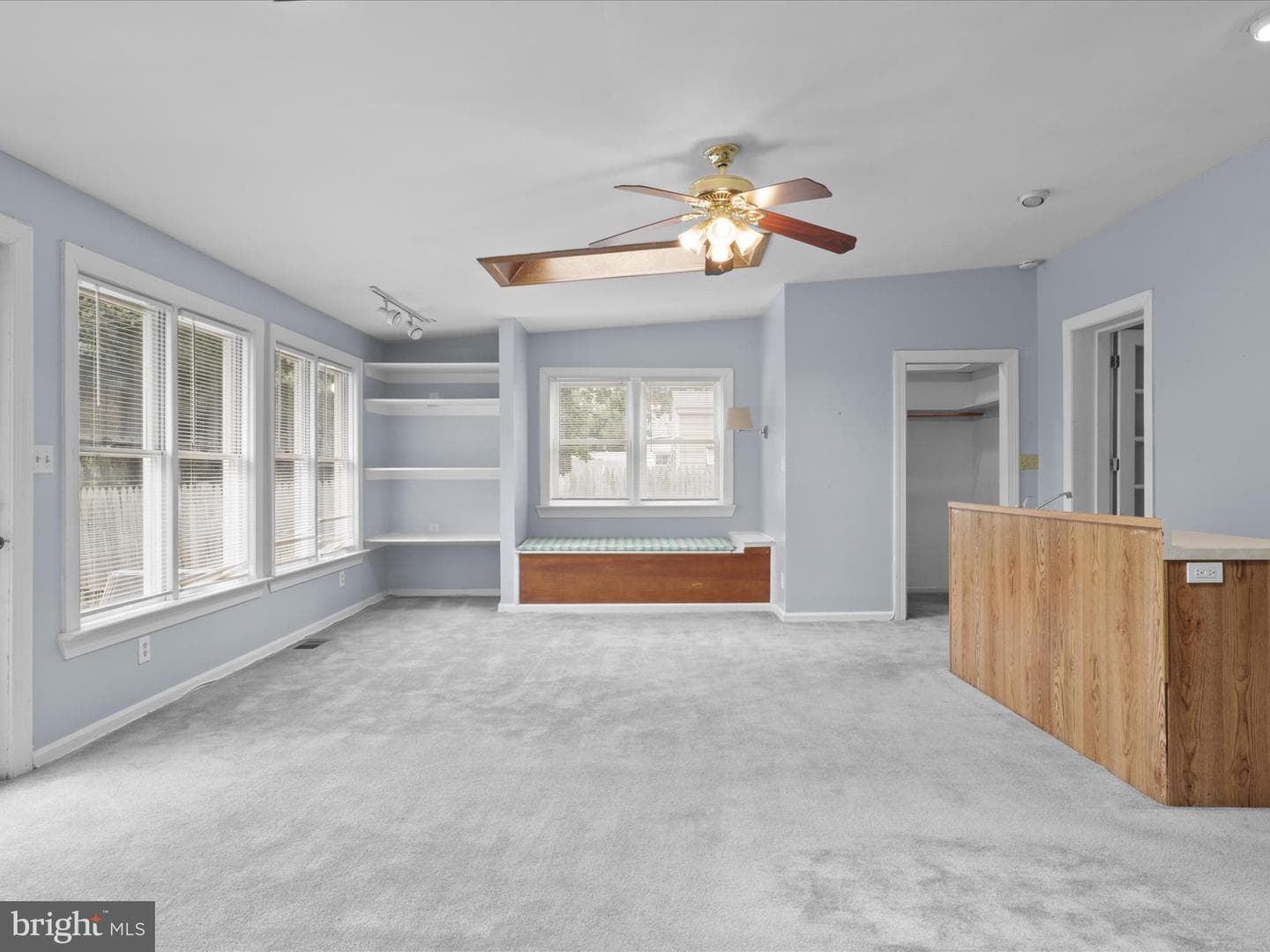 2400 Arlington Boulevard photo 11