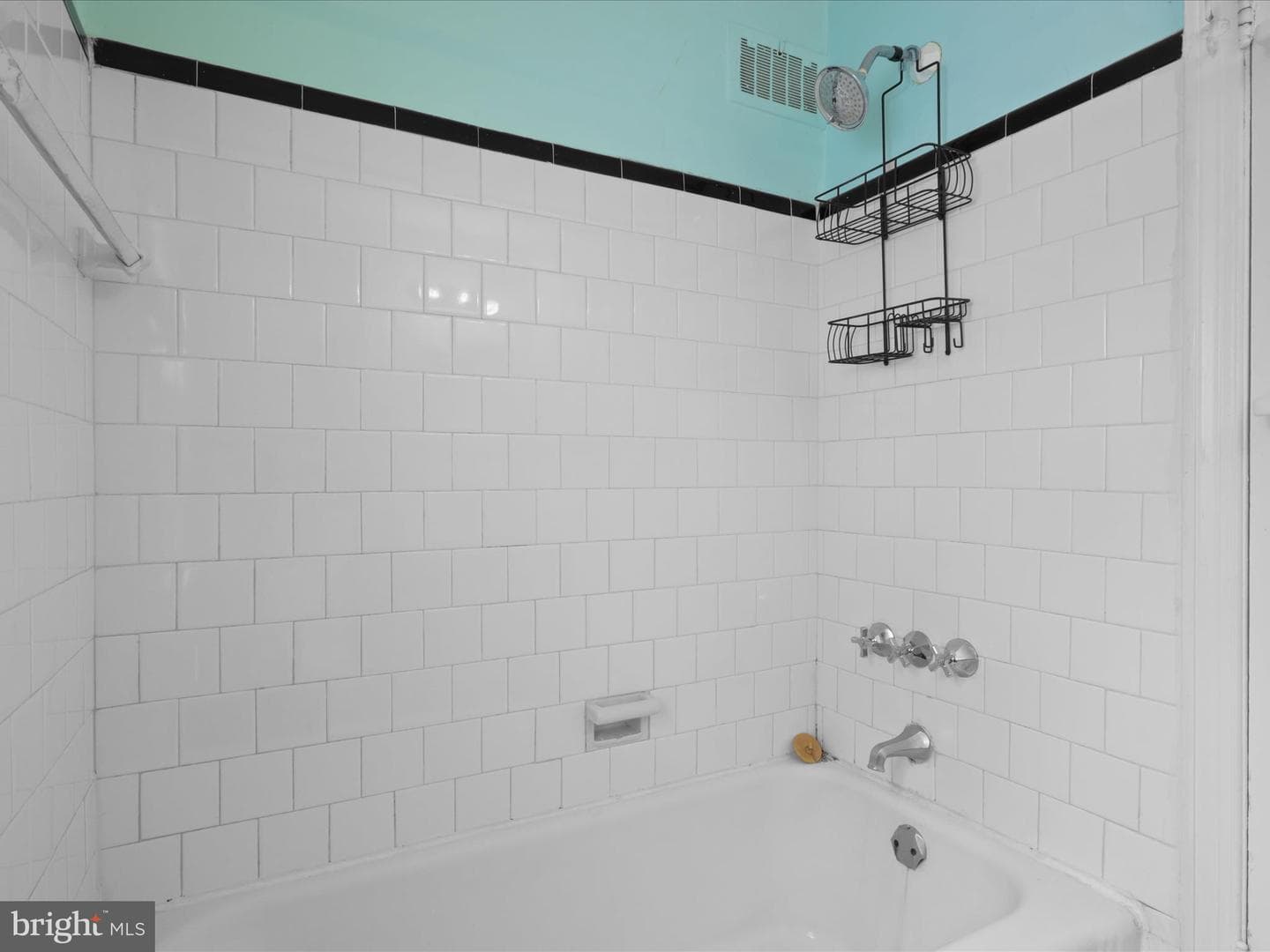 2400 Arlington Boulevard photo 19
