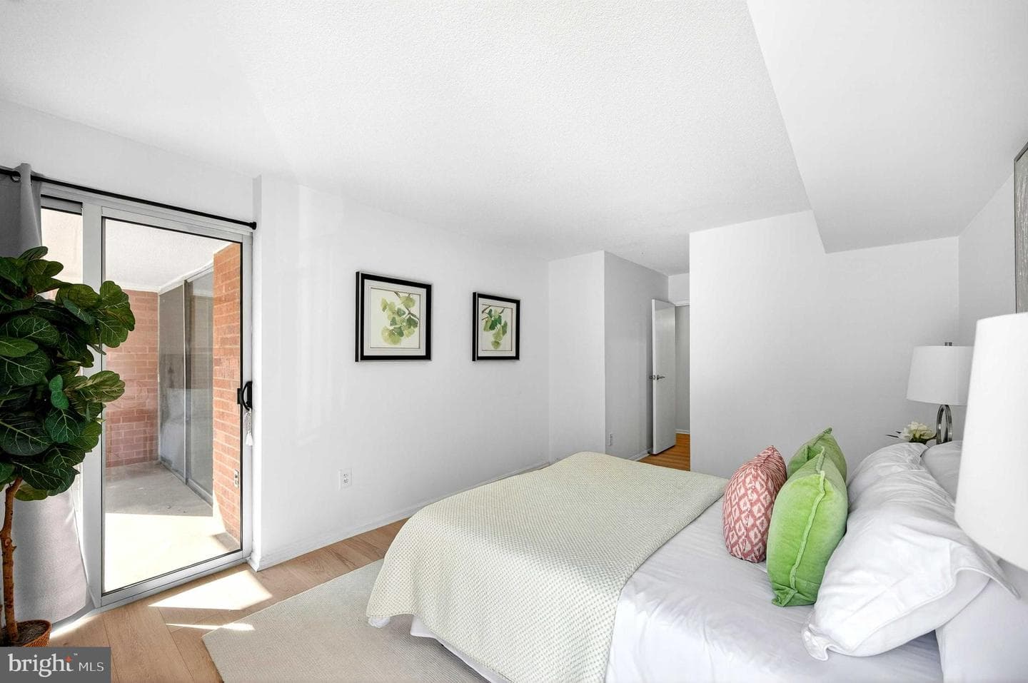 1300 Army Navy Drive #117 photo 28