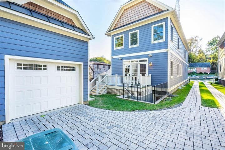 1919 N George Mason Drive N photo 24