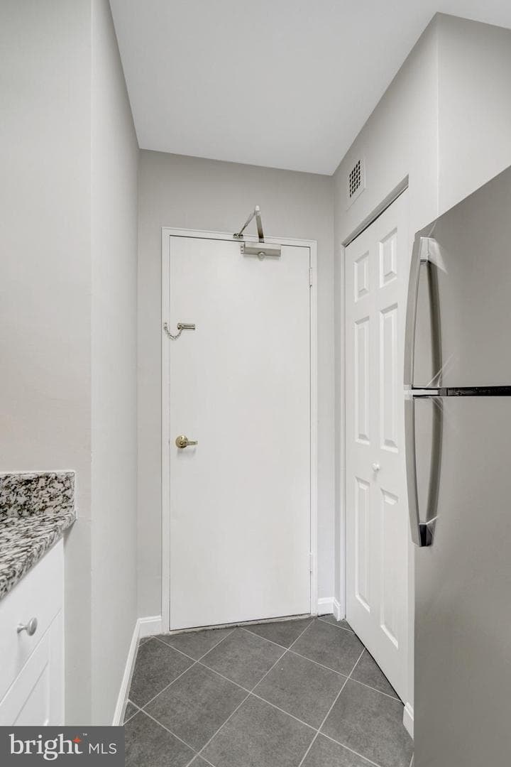 1830 Columbia Pike #107 photo 7