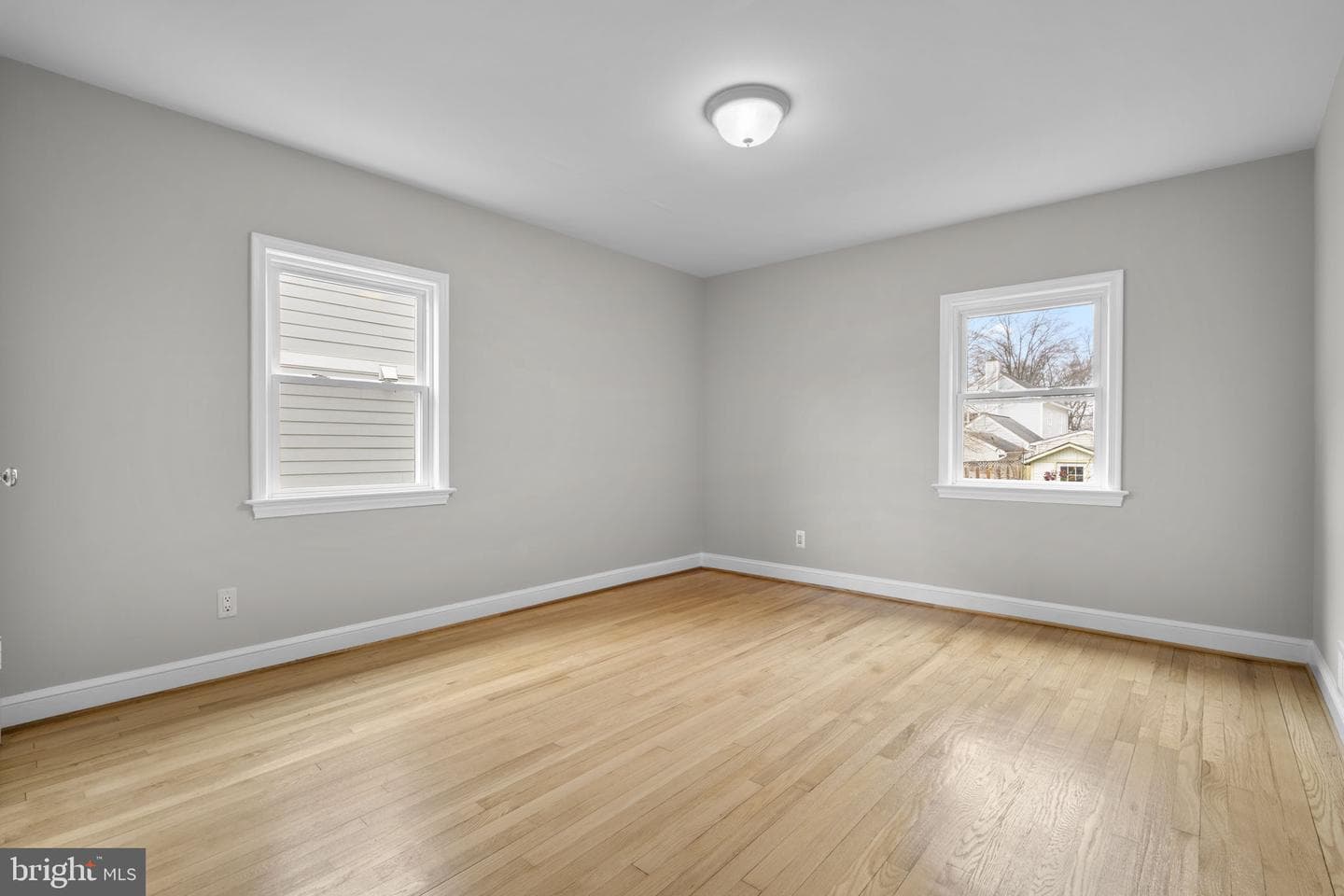 5713 6th Street N photo 12