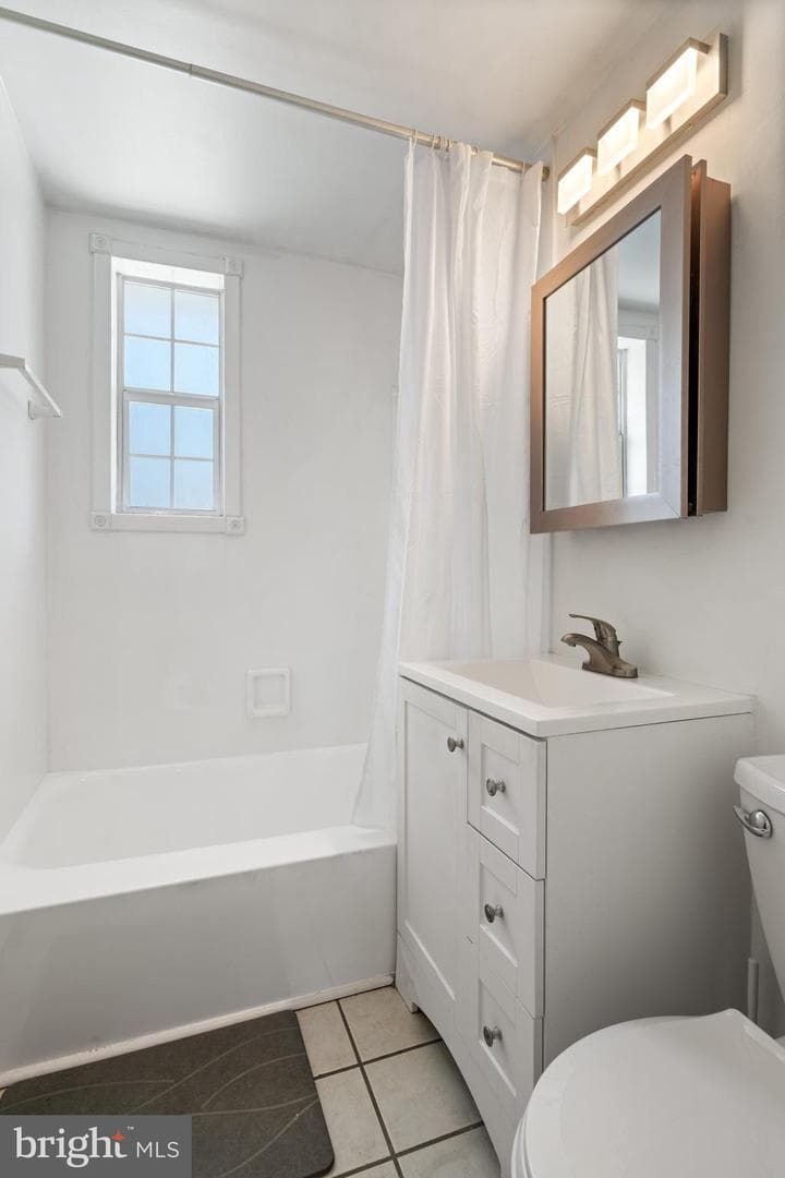 202 N George Mason Drive N #202-2 photo 20