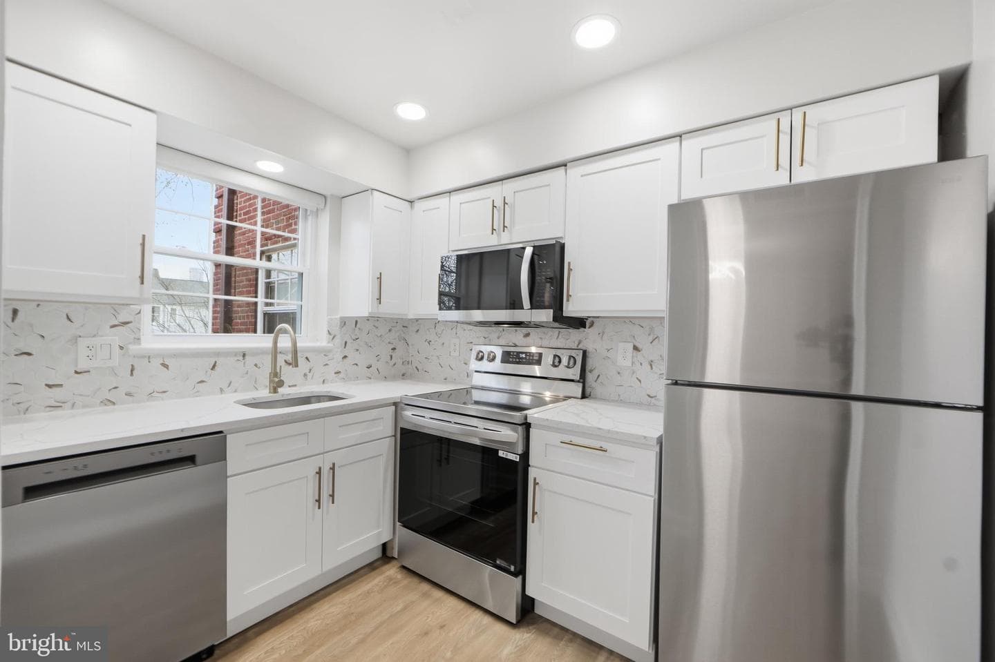 2105 N Scott Street #79 photo 10