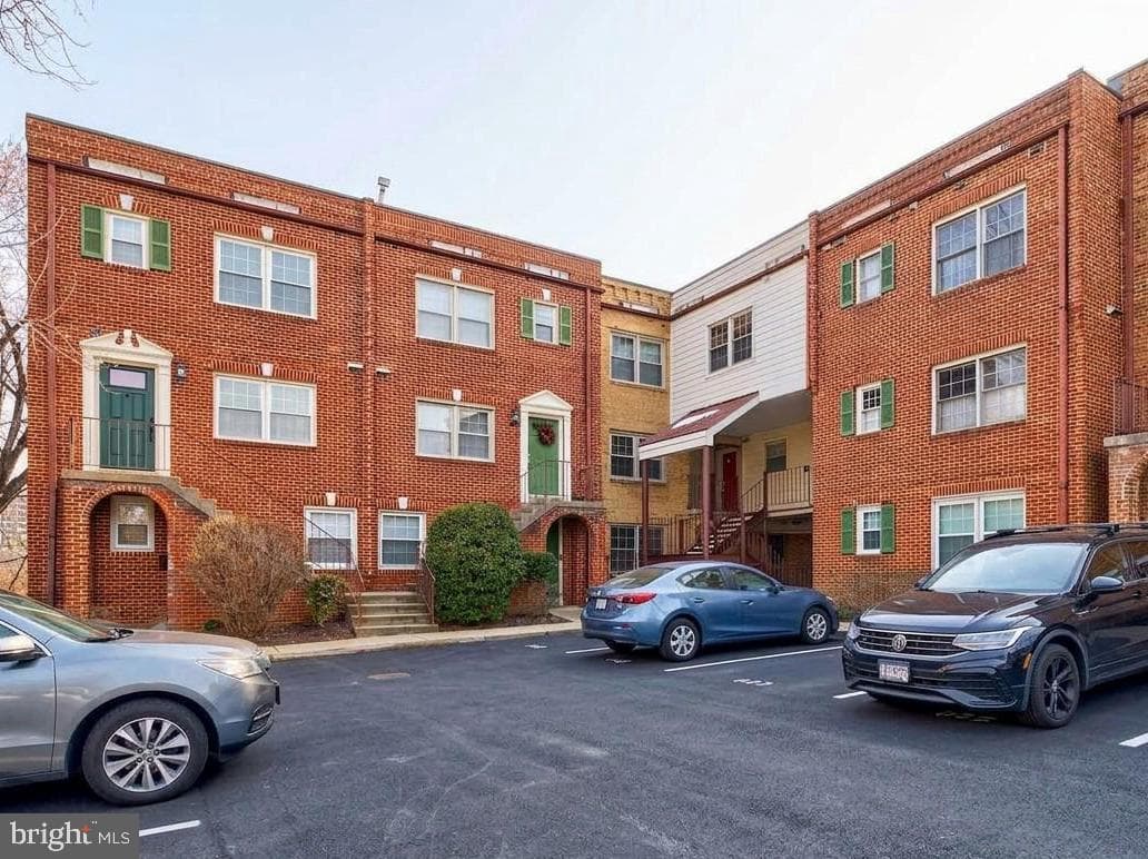 939 S Scott Street #1, Arlington