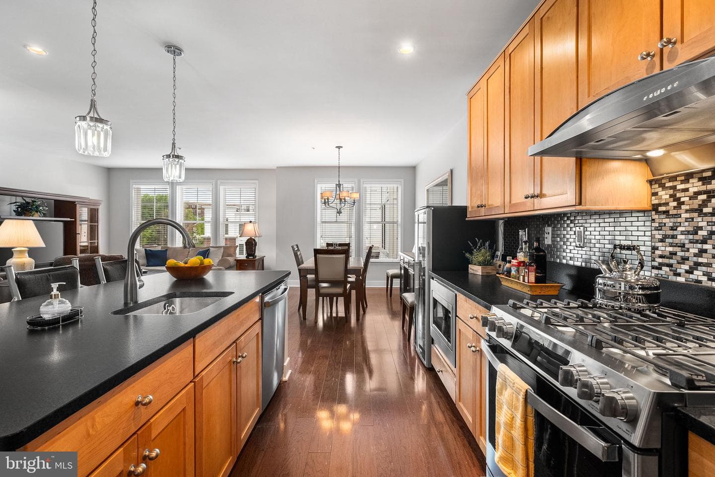 1418 N Rhodes Street #b420 photo 13