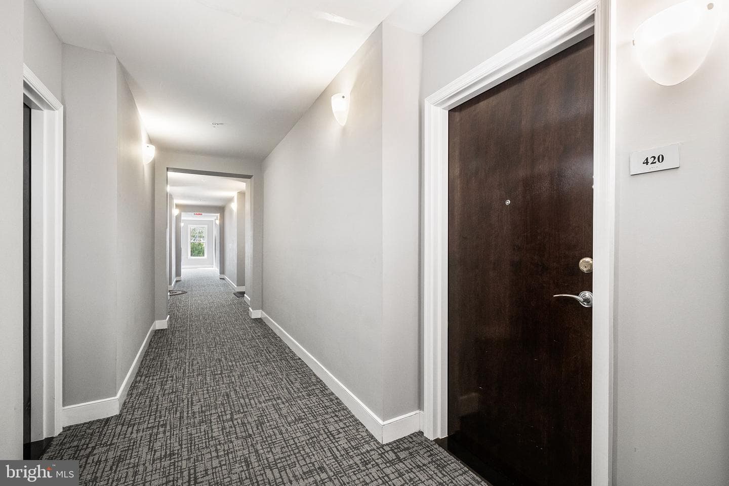1418 N Rhodes Street #b420 photo 5