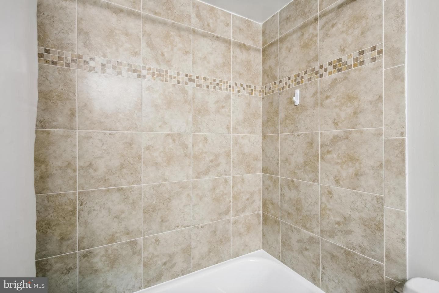1657 S Hayes Street #b photo 32