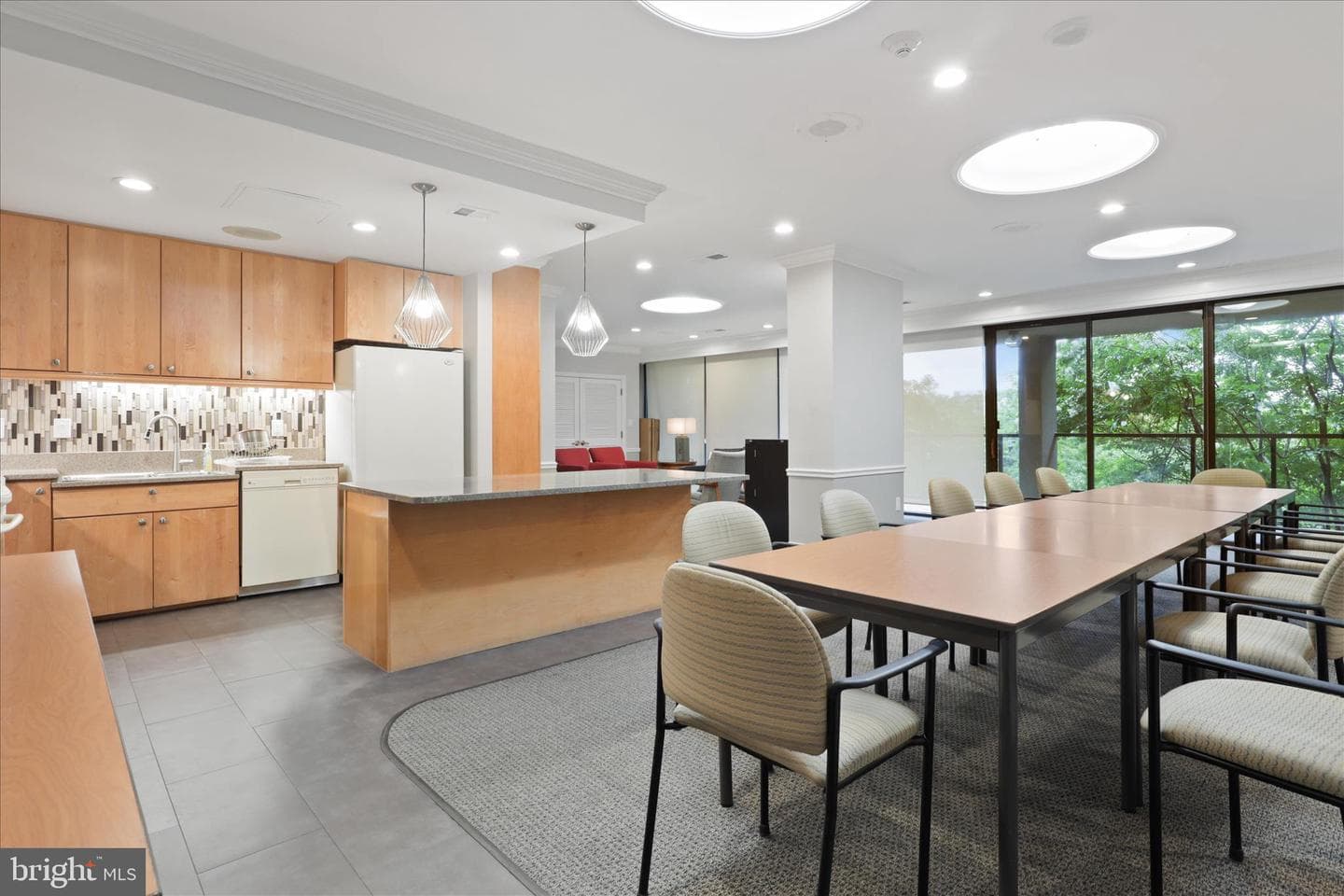 1101 S Arlington Ridge Road #201 photo 31