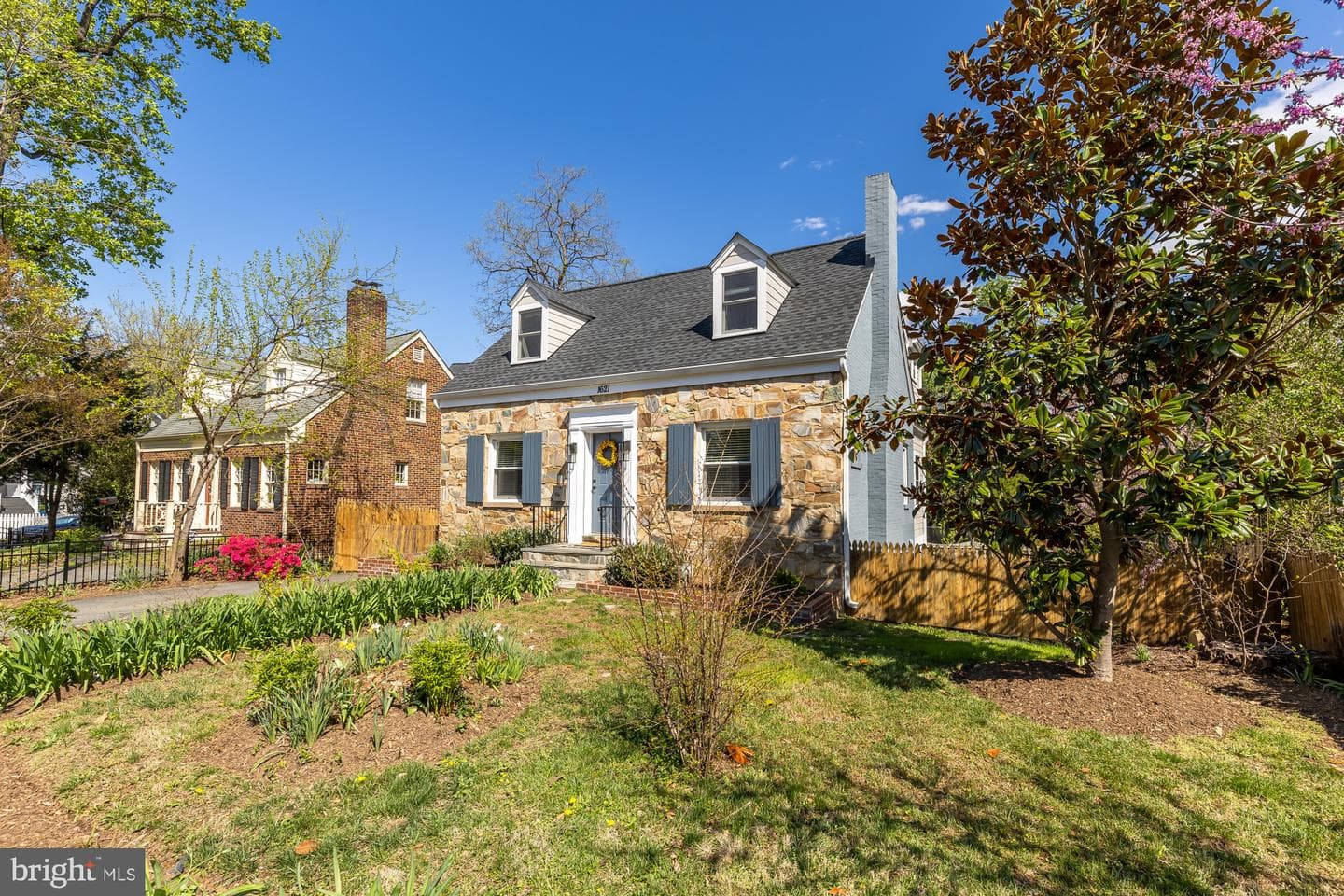 1621 N Quincy Street photo 2
