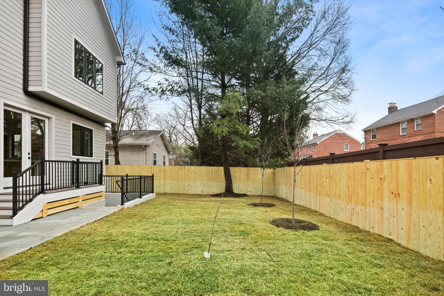 126 S Highland Street photo 2