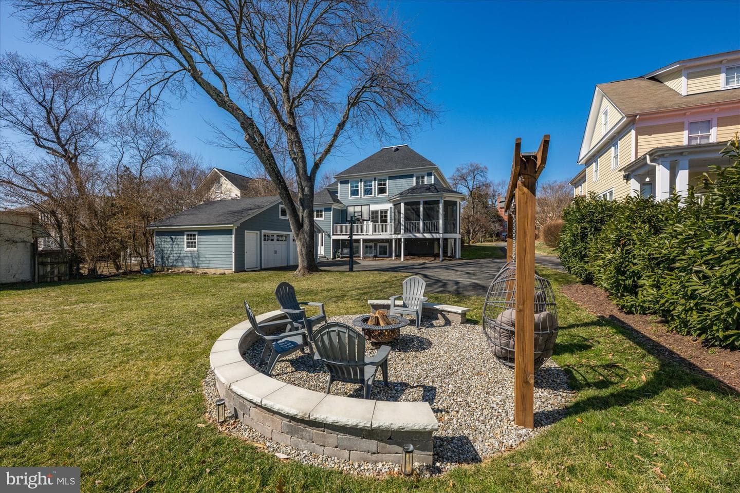 6726 25th Street N photo 3
